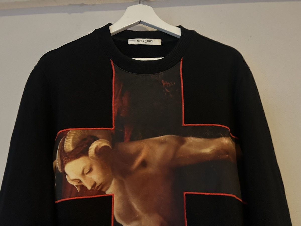 Givenchy Baroque Faun Cross Print Sweatshirt Size US M / EU 48-50 / 2 - 6 Thumbnail