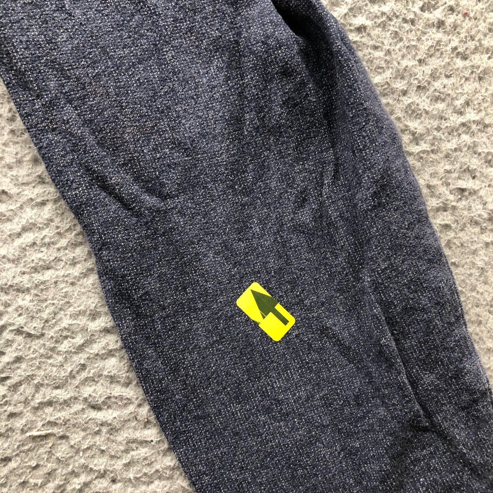 Patagonia Patagonia P-6 Logo Lightweight Sweatshirt Men Small 39485 Size US S / EU 44-46 / 1 - 7 Thumbnail