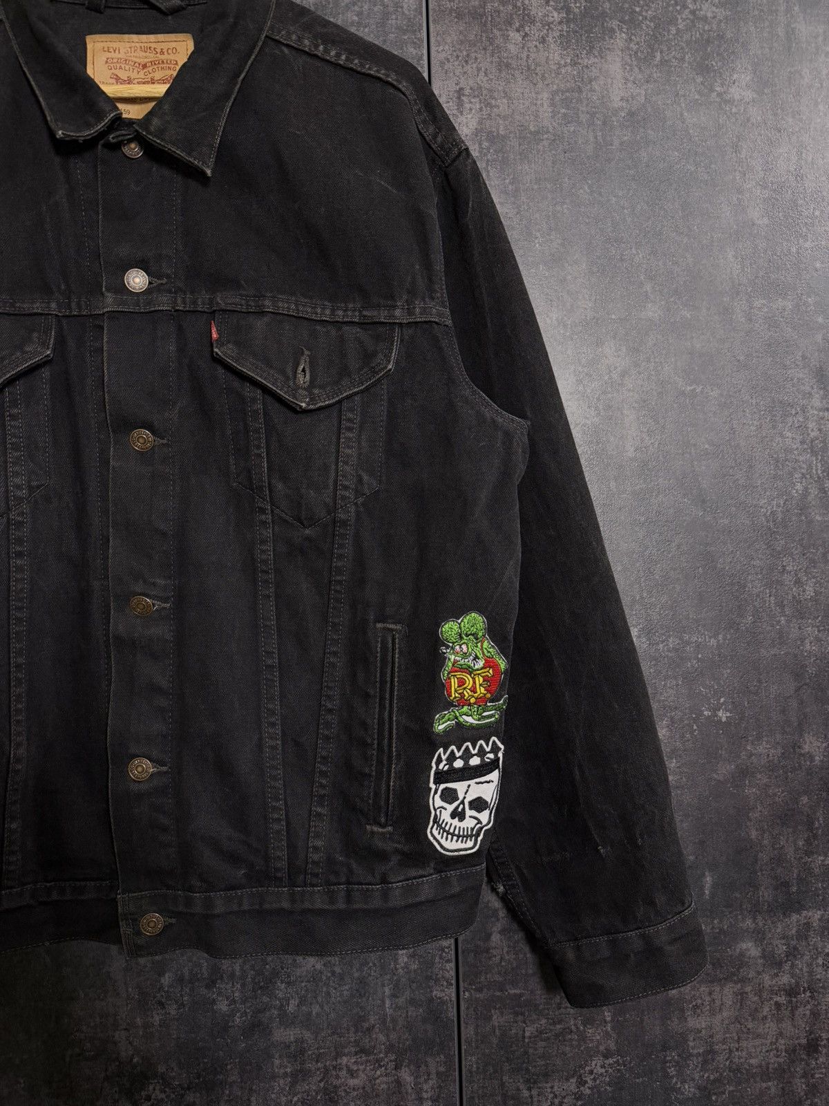 Levi's Vinatge 80s Levis Patched Washed Denim Jacket Acne Hedi Raf Size US L / EU 52-54 / 3 - 10 Thumbnail