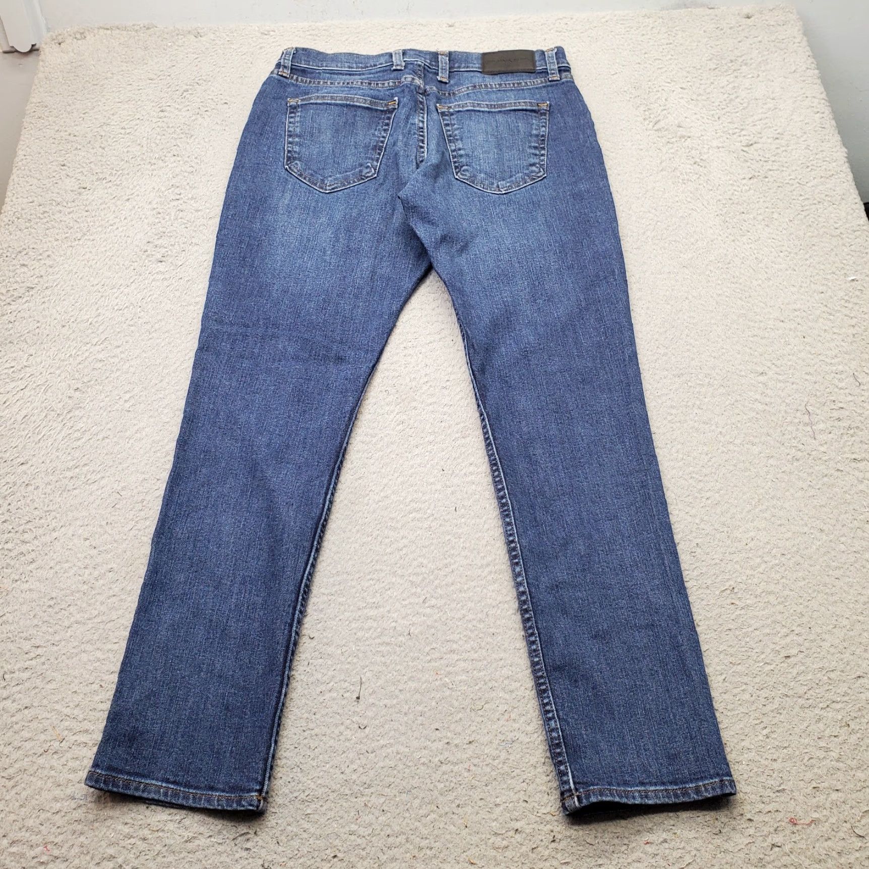 Michael Kors Michael Kors Straight Jeans Mens 30/30 Blue Denim Parker Slim Fit Medium Wash Jeans Mens 30 Blue Denim Parker Slim Fit 90s (if applicable) - Mens 30 Size US 30 / EU 46 - 2 Thumbnail