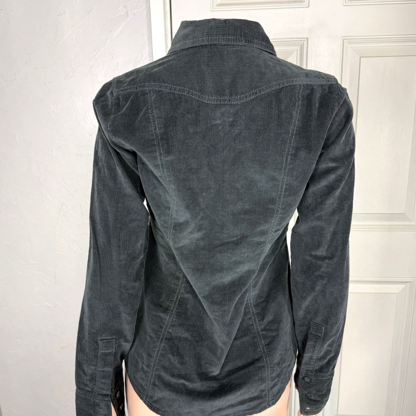 Vintage Columbia Womens Vapor Trail Long Sleeve Gray XS Corduroy Button Shirt Size XS / US 0-2 / IT 36-38 - 4 Thumbnail