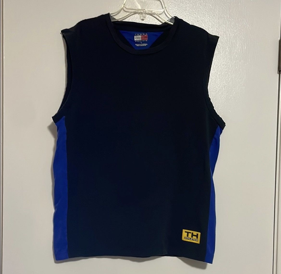 Tommy Hilfiger Tommy Hilfiger Blue and Black Muscle Tee Size US L / EU 52-54 / 3 - 1 Thumbnail