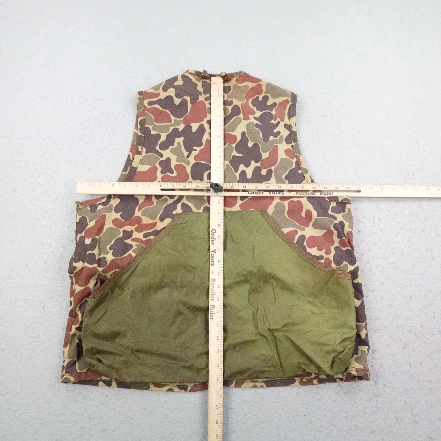 SafTbak VINTAGE Saf-T-Bak Vest Mens Large Duck Camo Hunting Game Pouch Shooting USA 70s Size US L / EU 52-54 / 3 - 5 Thumbnail