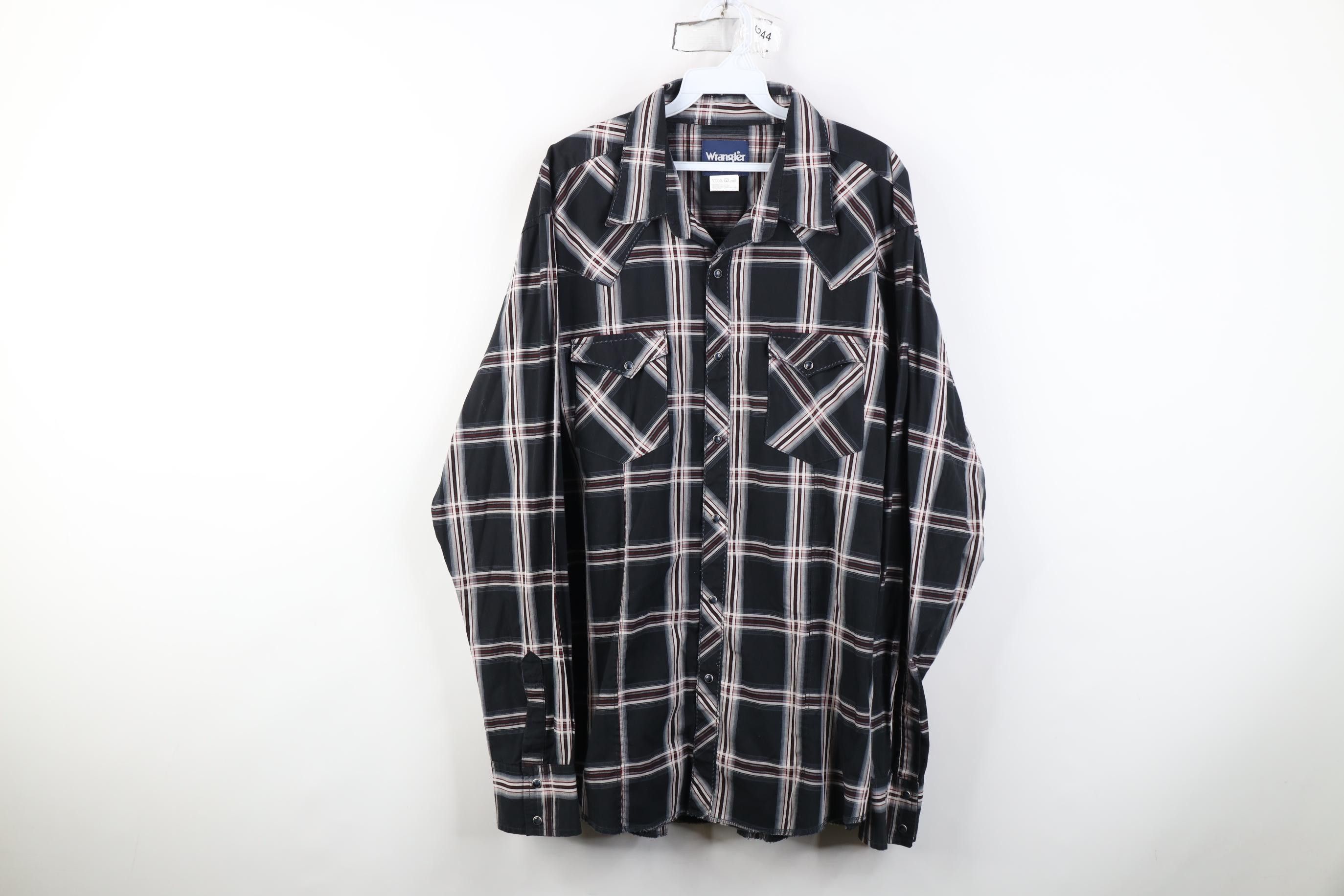 Wrangler Vintage Wrangler Cowboy Rodeo Snap Button Shirt Black Plaid Size US XL / EU 56 / 4 - 1 Thumbnail