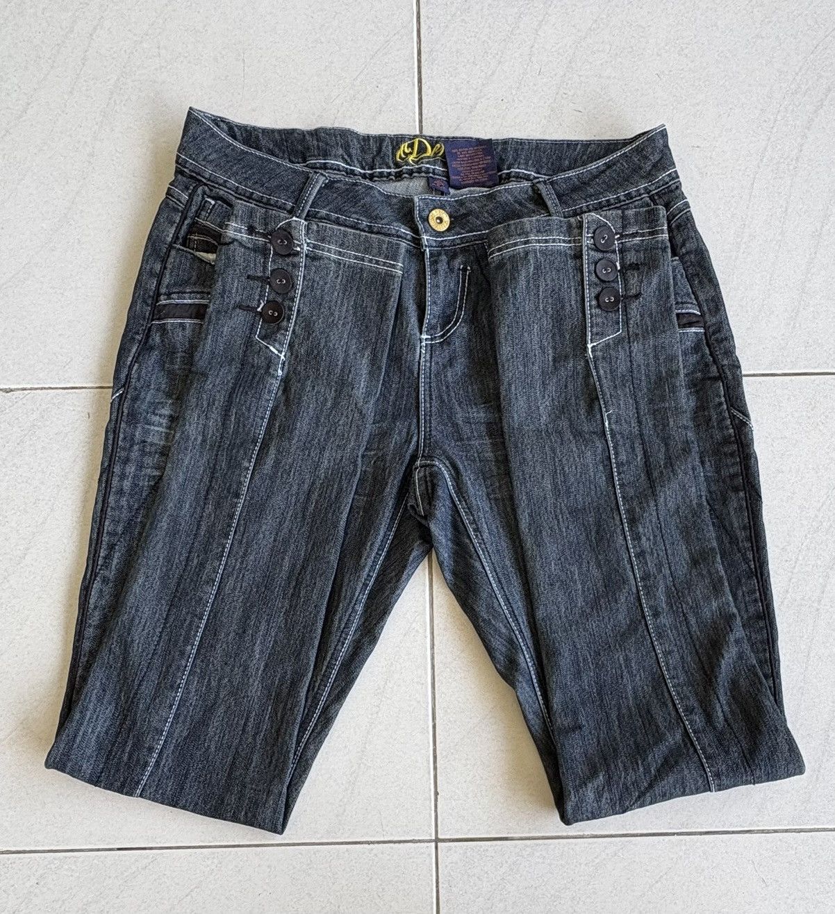 Other Dereon Streetwear Distressed Denim Size US 33 - 17 Thumbnail