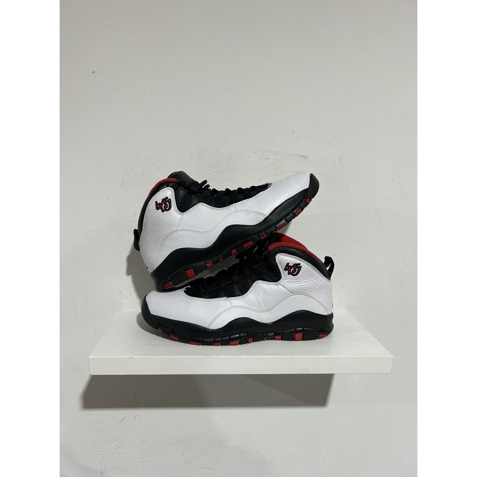 Jordan Brand JORDAN 10 RETRO DOUBLE NICKEL SIZE 9.5 PREOWNED Size US 9.5 / EU 42-43 - 1 Thumbnail