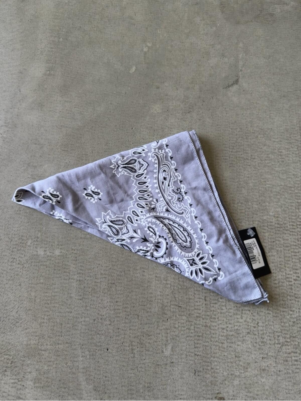 Urban Outfitters Bandana Paisley / Grey / Cotton Korea Size ONE SIZE - 1 Thumbnail