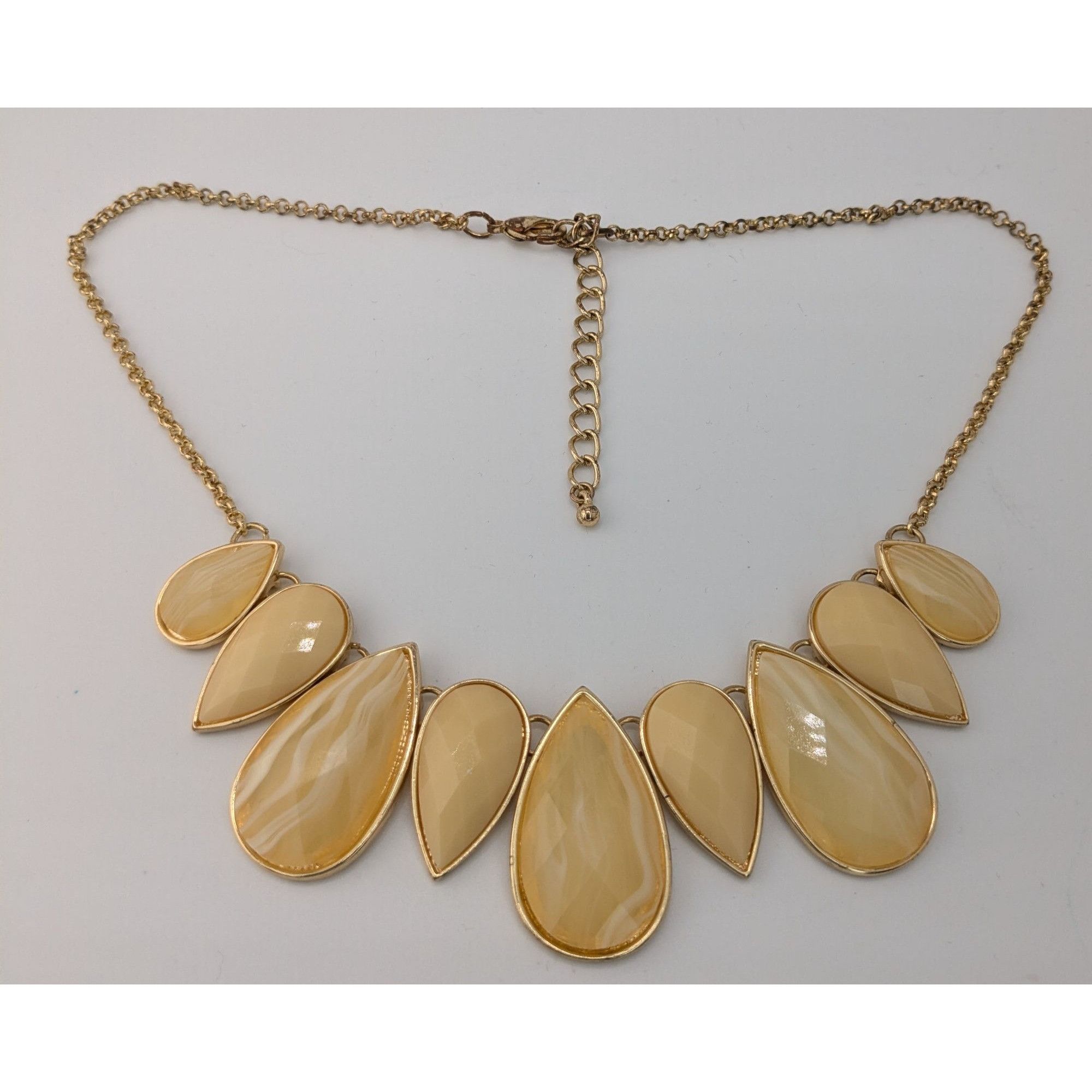 Other Y2K Style Teardrop Statement Necklace With Gold Tone Chain & Size ONE SIZE - 6 Thumbnail