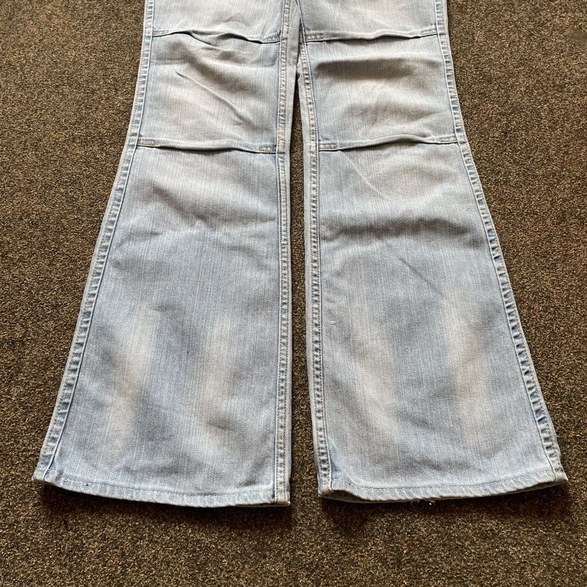 Vintage Vintage Y2K Faded Flare Jeans Bootcut Grunge Thrashed 32 Size 32" / US 10 / IT 46 - 4 Thumbnail