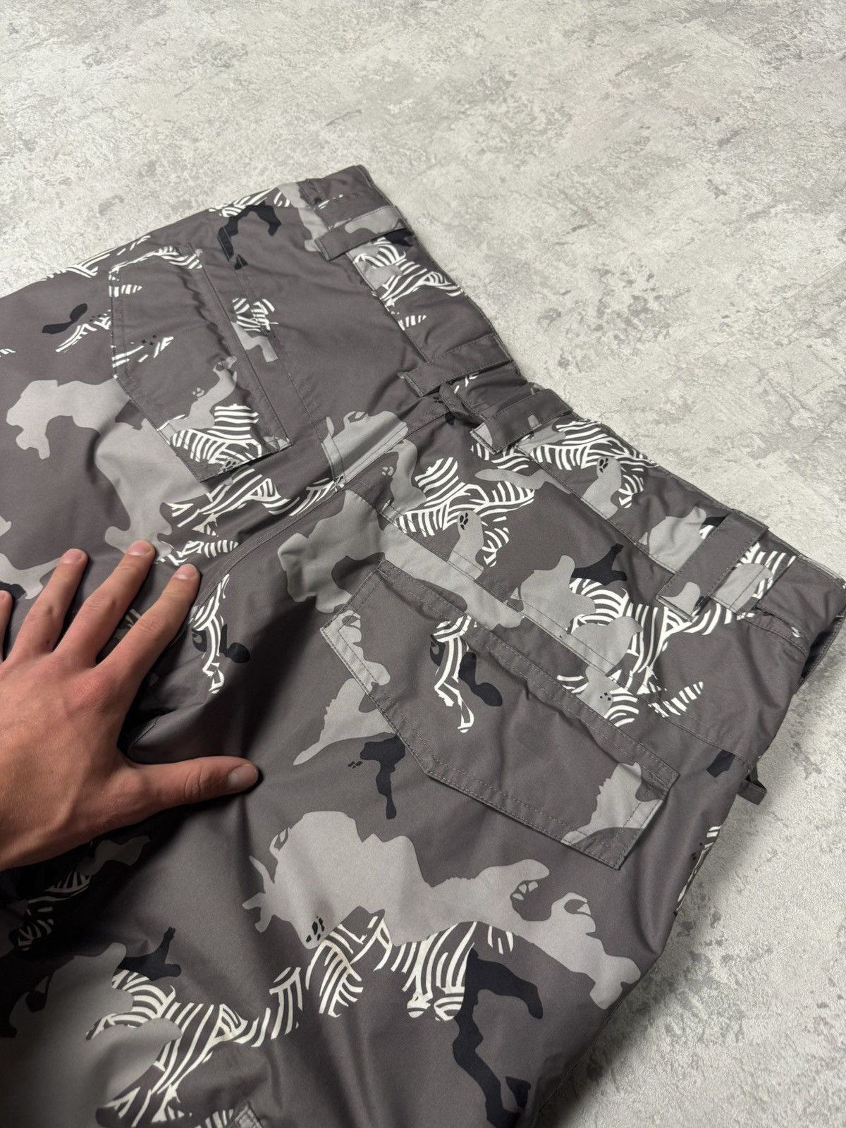 Quicksilver Quiksilver Utility Sherpa Printed Camo Ski Pants Size XL Size US 36 / EU 52 - 14 Thumbnail