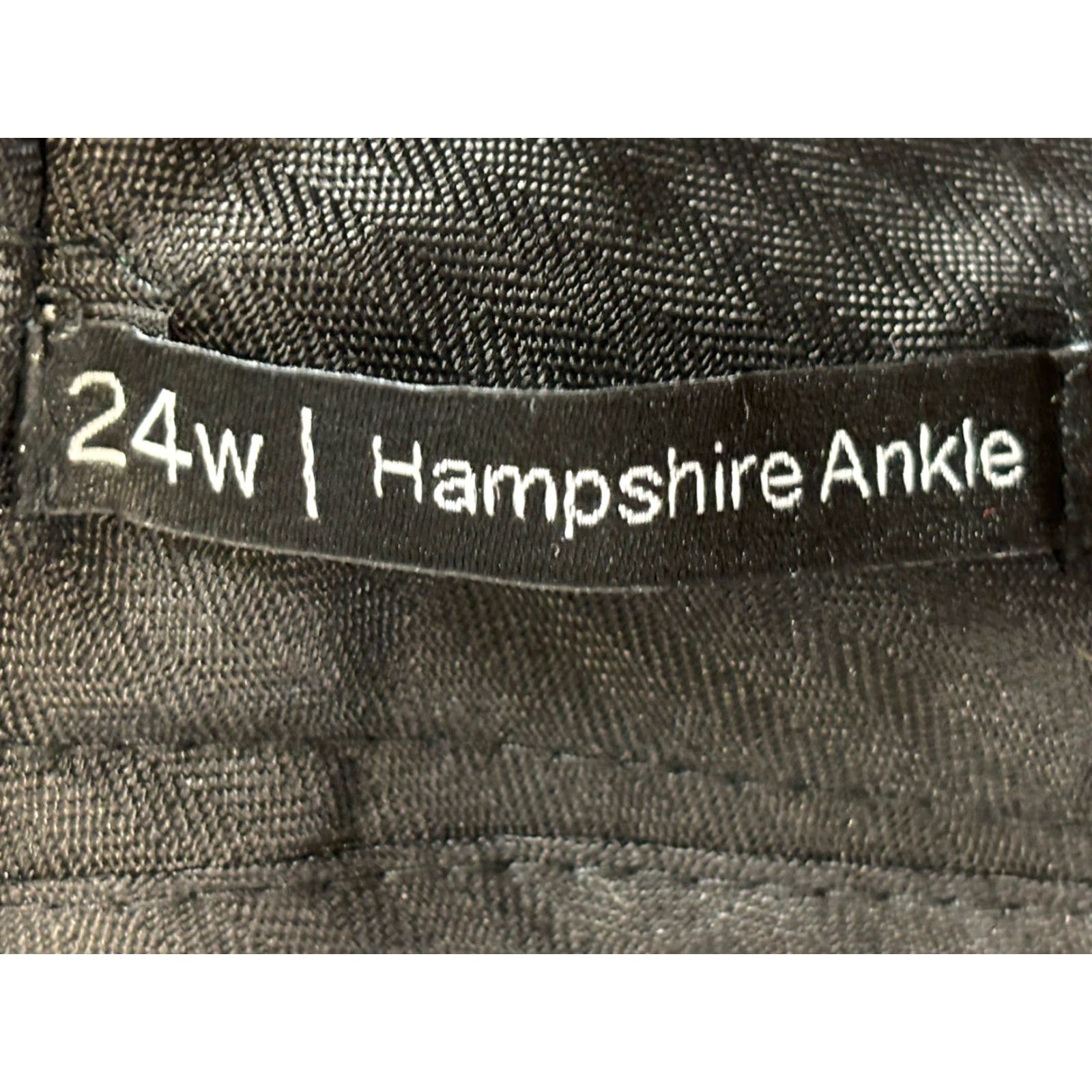 Talbots Talbots Hampshire Ankle Pants Womens 24W Plus Multicolor Plaid Wool Blend Elastic Sides Size 42" / US 20 - 7 Thumbnail