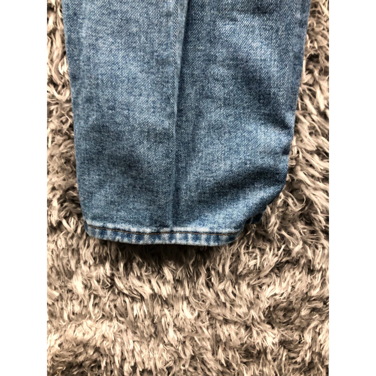 Wrangler Wrangler Jeans 42x30 Mens Mid Rise Straight Leg Dark Wash Blue Denim Jeans Regular Width Belt Loops 5-Pocket Wrangler Brand Mens Denim Clothing Size US 42 / EU 58 - 7 Thumbnail