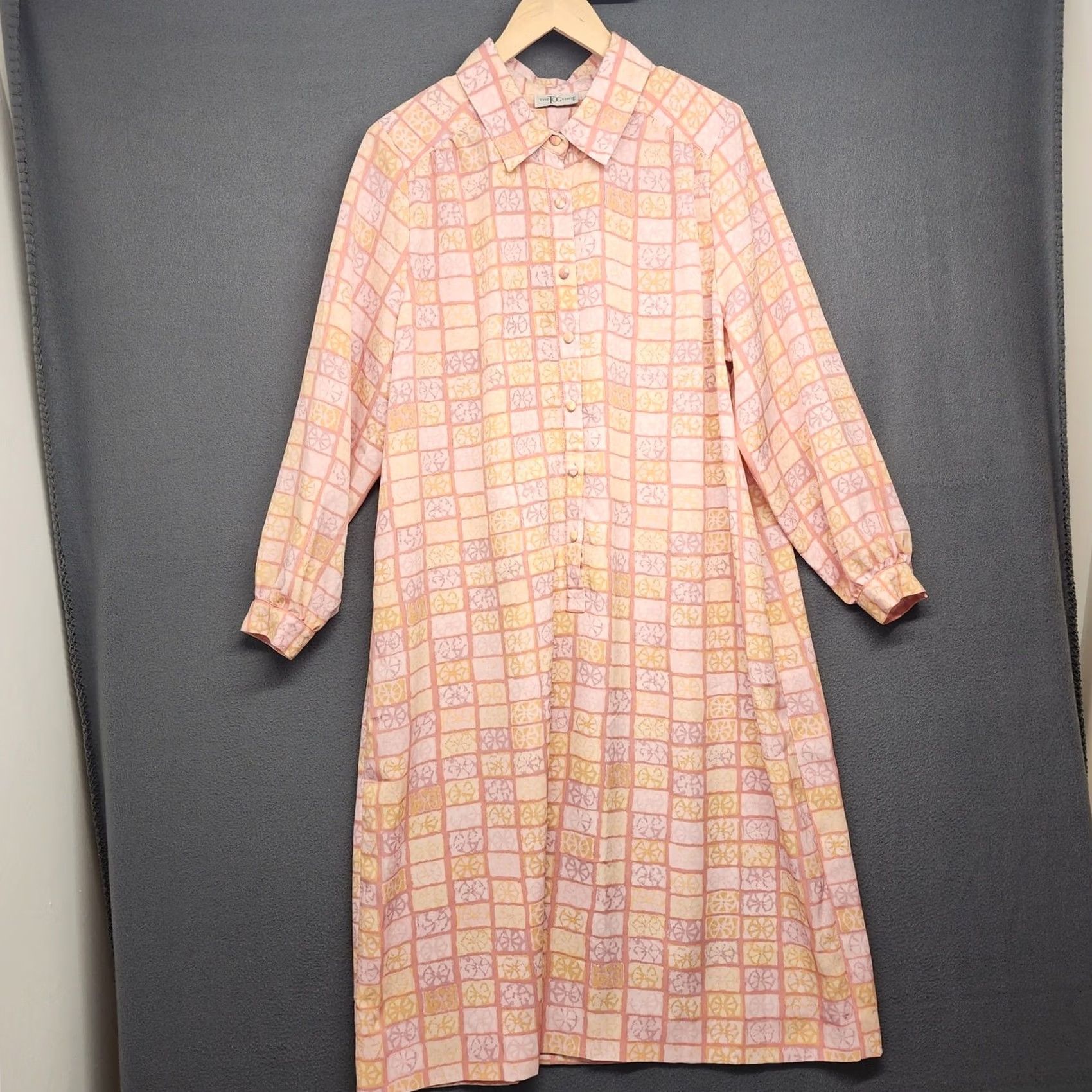 Pinko VINTAGE The TOG Shop Womens Gown Nightgown Pink 20M Plus Long Sleeve Button Machine Washable Fall Winter Womens Size 3XL / US 20-22 - 2 Thumbnail