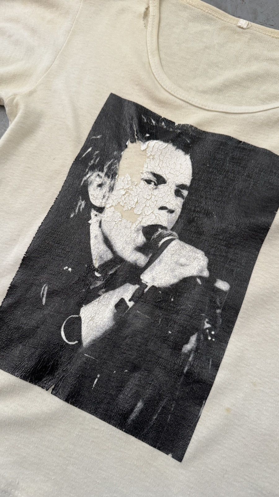 Band Tees × Vintage Vintage 80’s John Lydon/Sex Pistols thrashed T-shirt Size US S / EU 44-46 / 1 - 11 Thumbnail