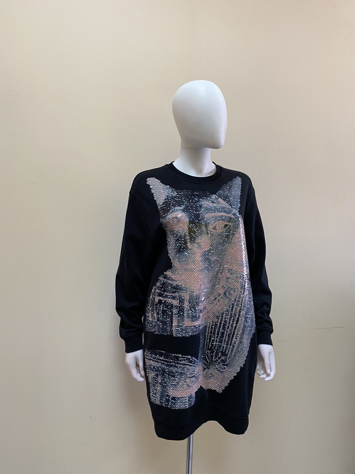Alexander McQueen Alexander Mcqueen Sequin Sweatshirt Dress Size S Size S / US 4 / IT 40 - 2 Thumbnail