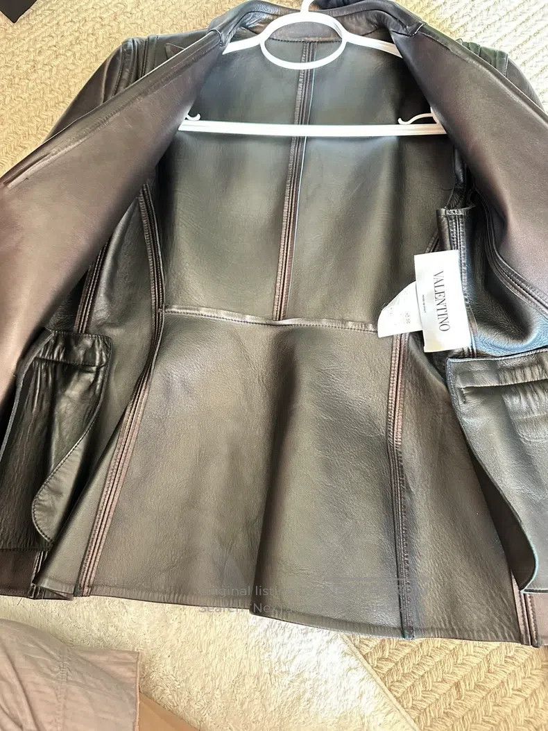 Valentino Valentino Thick leather coat Size US S / EU 44-46 / 1 - 3 Thumbnail