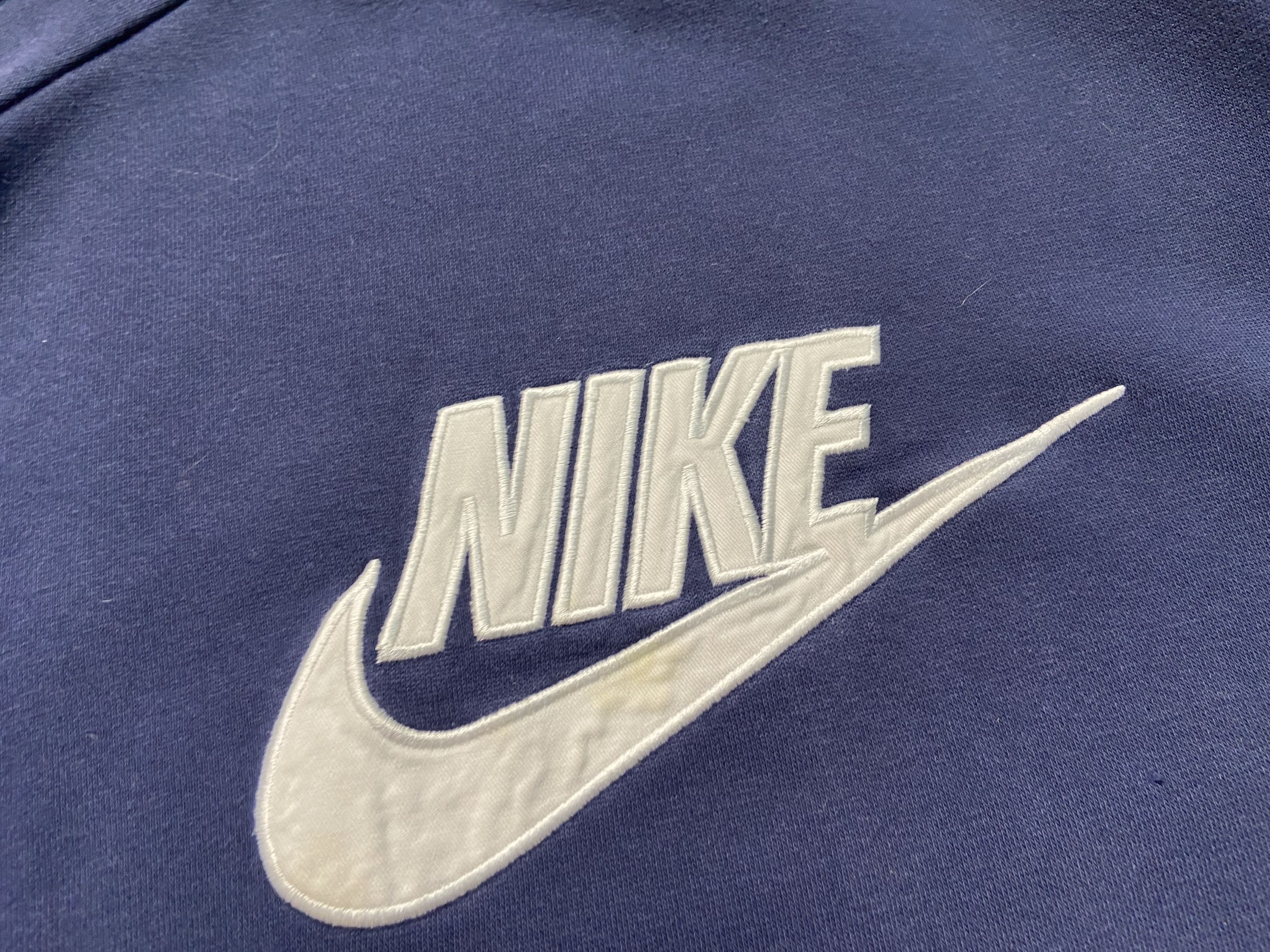 Nike Vintage Nike Big logo Sweatshirt Size US M / EU 48-50 / 2 - 2 Thumbnail