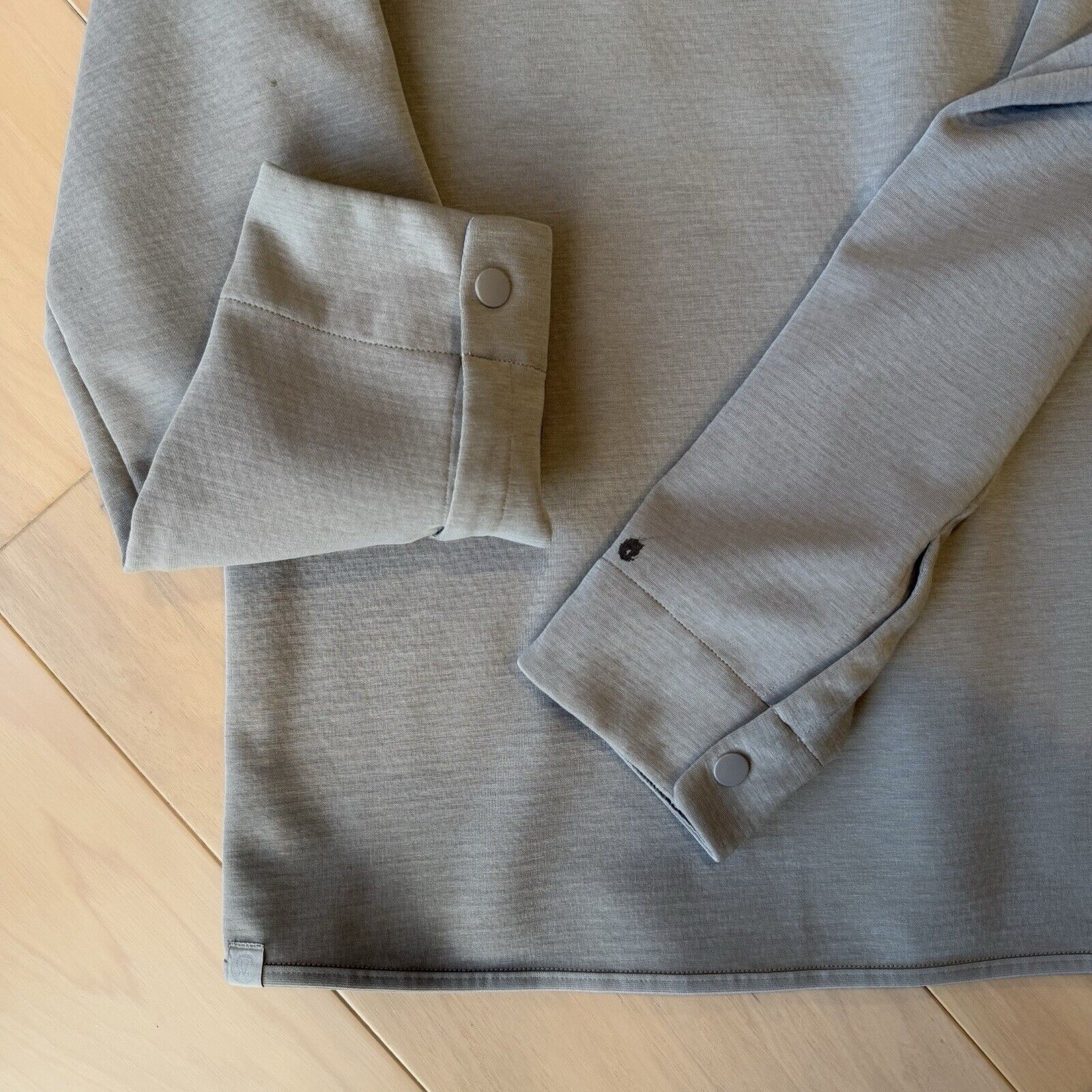 Lululemon Lululemon Gridliner Overshirt L Stone Casual Workwear Size US L / EU 52-54 / 3 - 9 Thumbnail