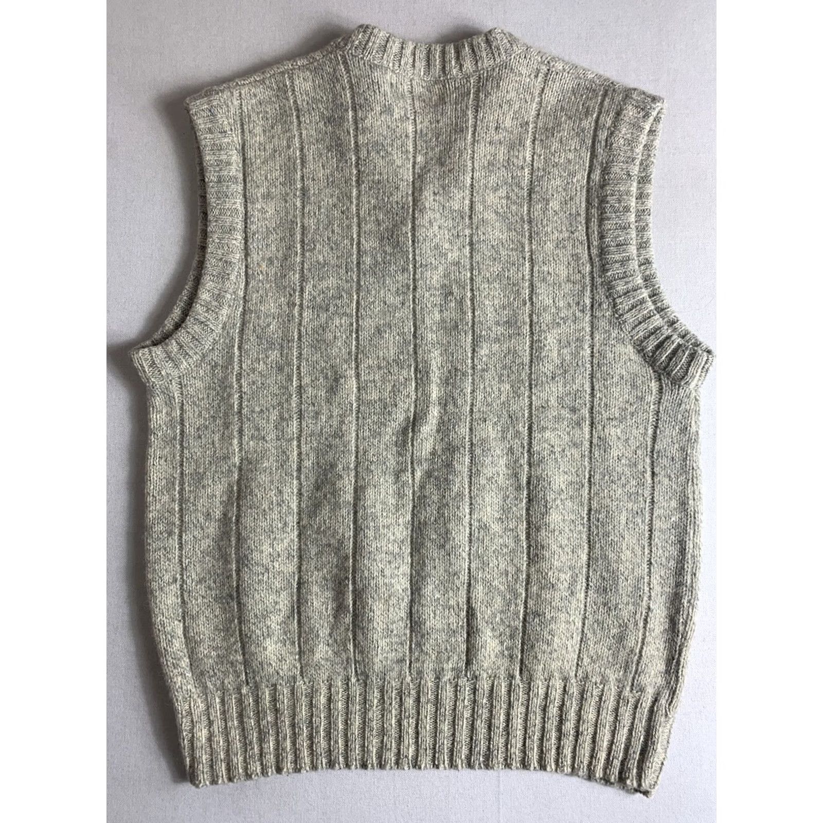 Eddie Bauer VINTAGE Eddie Bauer Knit Sweater Vest Men’s Medium Wool Blend Gray USA 90s Classic Outdoor All Seasons Knit Vest Mens Size US M / EU 48-50 / 2 - 5 Thumbnail
