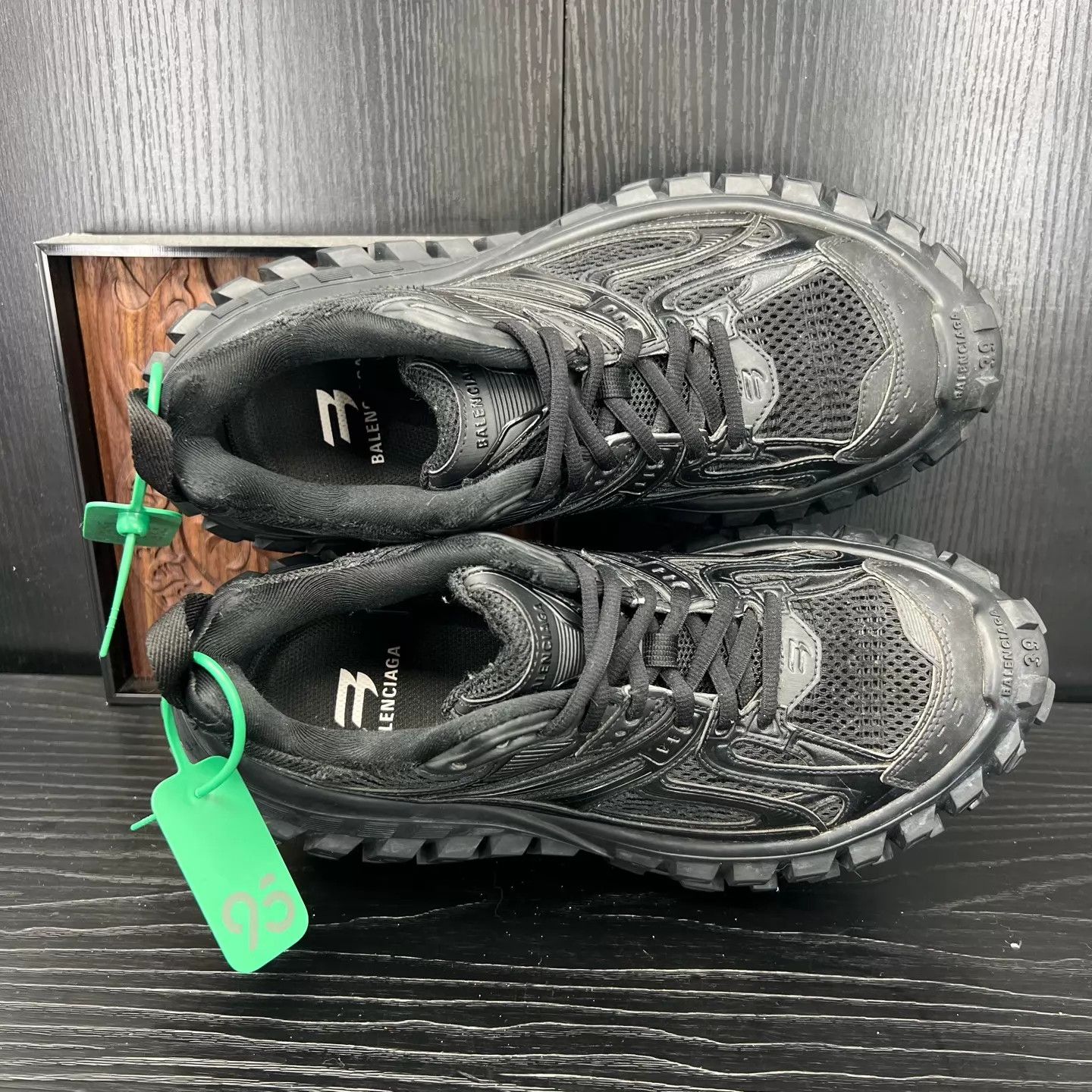 Balenciaga Balenciaga Tire Shoes Black 39 Near New Size US 6 / EU 39 - 5 Thumbnail