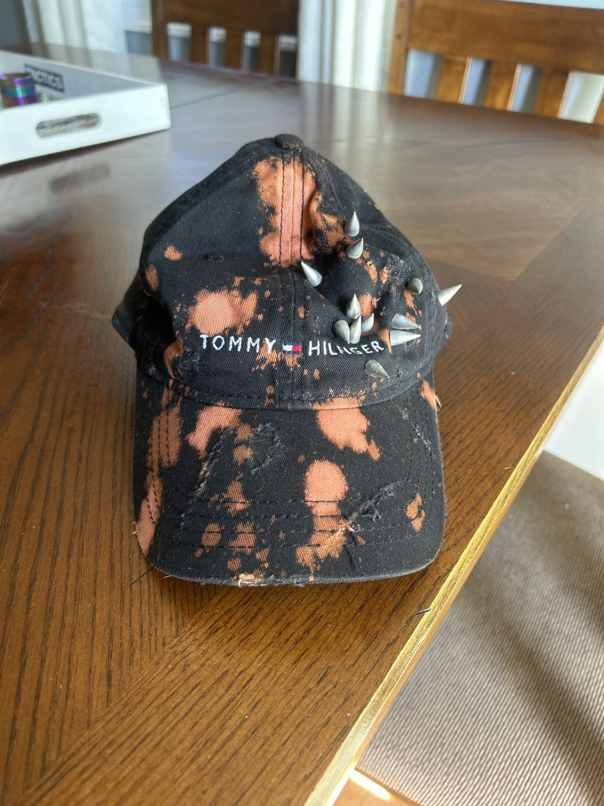 Tommy Hilfiger Custom Tommy Hilfiger Acid Wash Distressed Spiked Logo Hat Size ONE SIZE - 1 Thumbnail