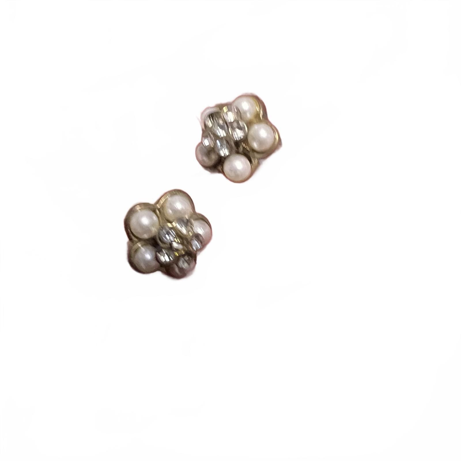 Unknown London Vintage Style Pearl and Rhinestone Cluster Stud Earrings Size ONE SIZE - 1 Thumbnail