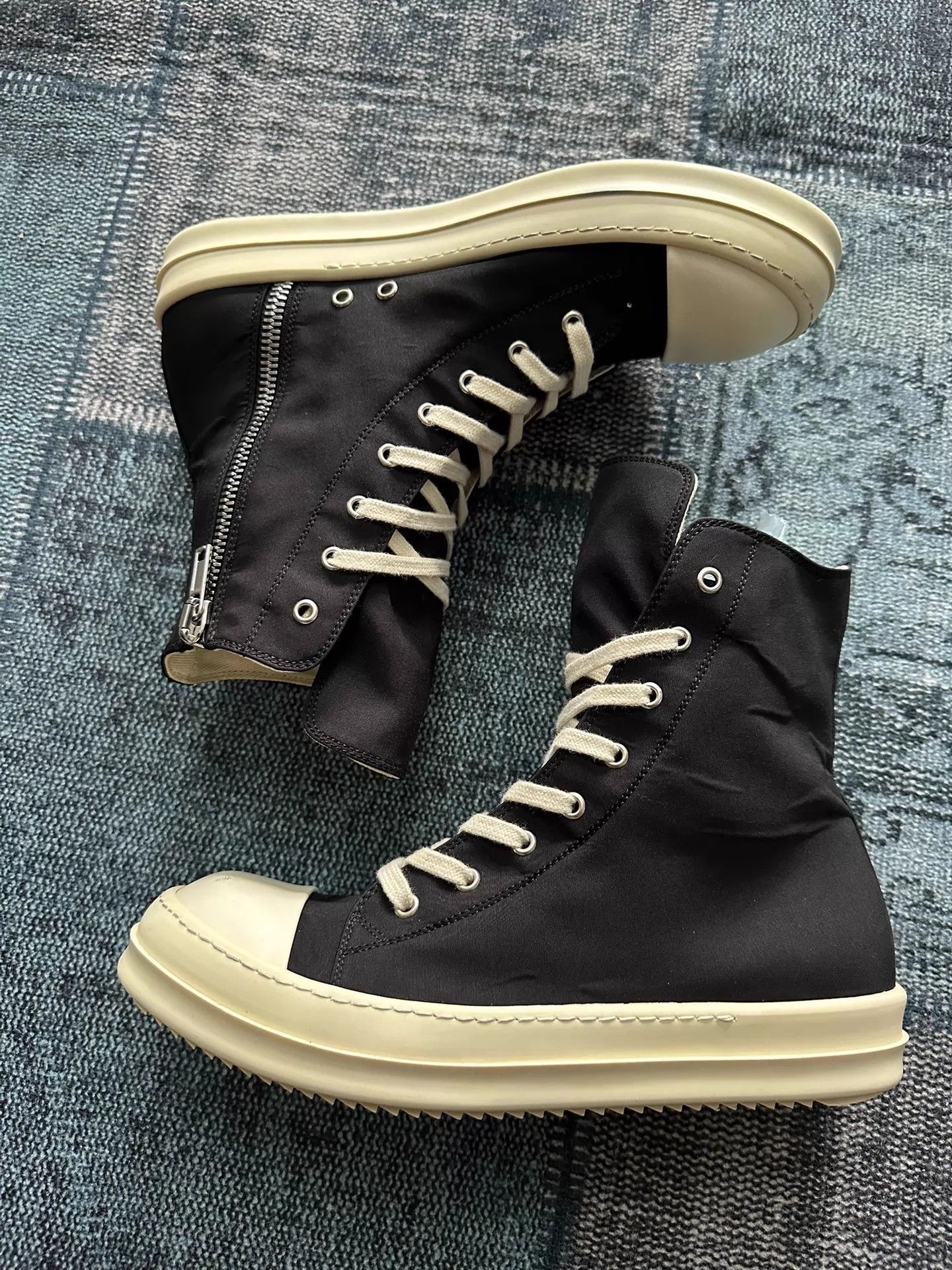 Rick Owens Rick Owens DRKSHDW Big Converse 43 (Hot) Size US 10 / EU 43 - 1 Thumbnail
