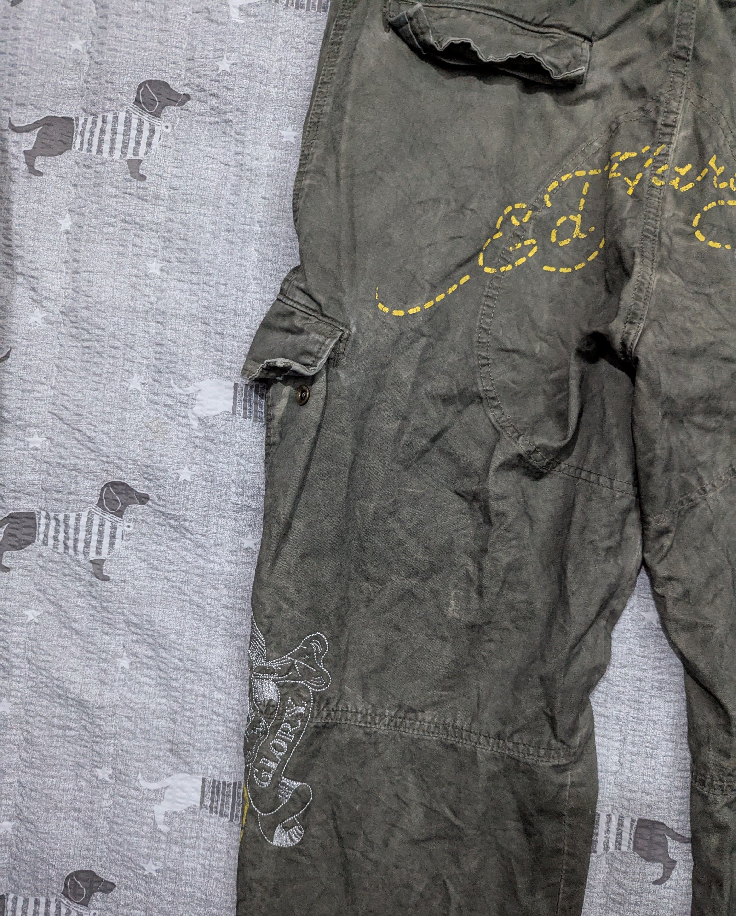 Christian Audigier × Ed Hardy Ed Hardy cargo zip baggy wide pants Size US 38 / EU 54 - 14 Thumbnail