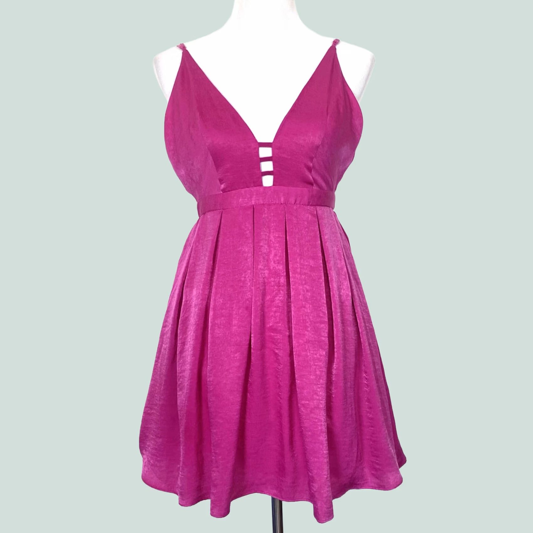 Free People Free People Dress Pink Fit Flare Mini Sleeveless Plunging Neckline Party All Night Size 0 Womens Summer Size XS / US 0-2 / IT 36-38 - 1 Thumbnail
