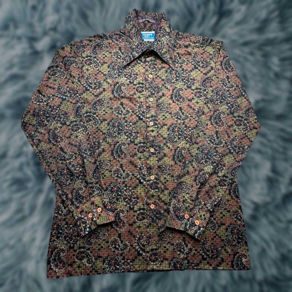Vintage VINTAGE Strung Out Shirt Long Sleeve Button-Up Paisley Orange Yellow Mens Large 70s Hippie Pattern Crew Neck Collared Cotton Polyester Size US L / EU 52-54 / 3 - 1 Thumbnail