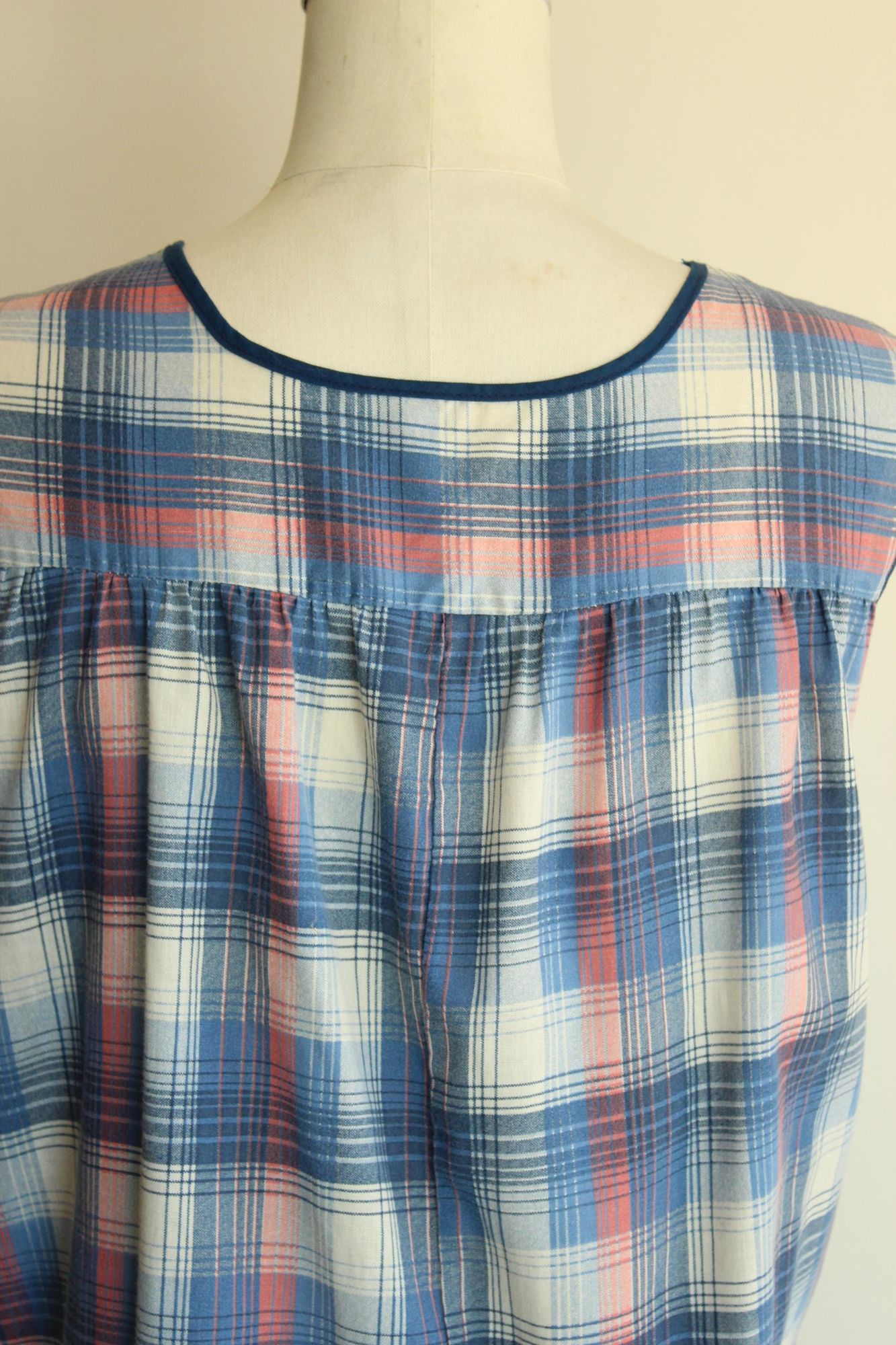 Vintage Vintage 1970s Shift Dress with Pocket, Volup Blue Tartan Pla Size XL / US 12-14 / IT 48-50 - 8 Thumbnail