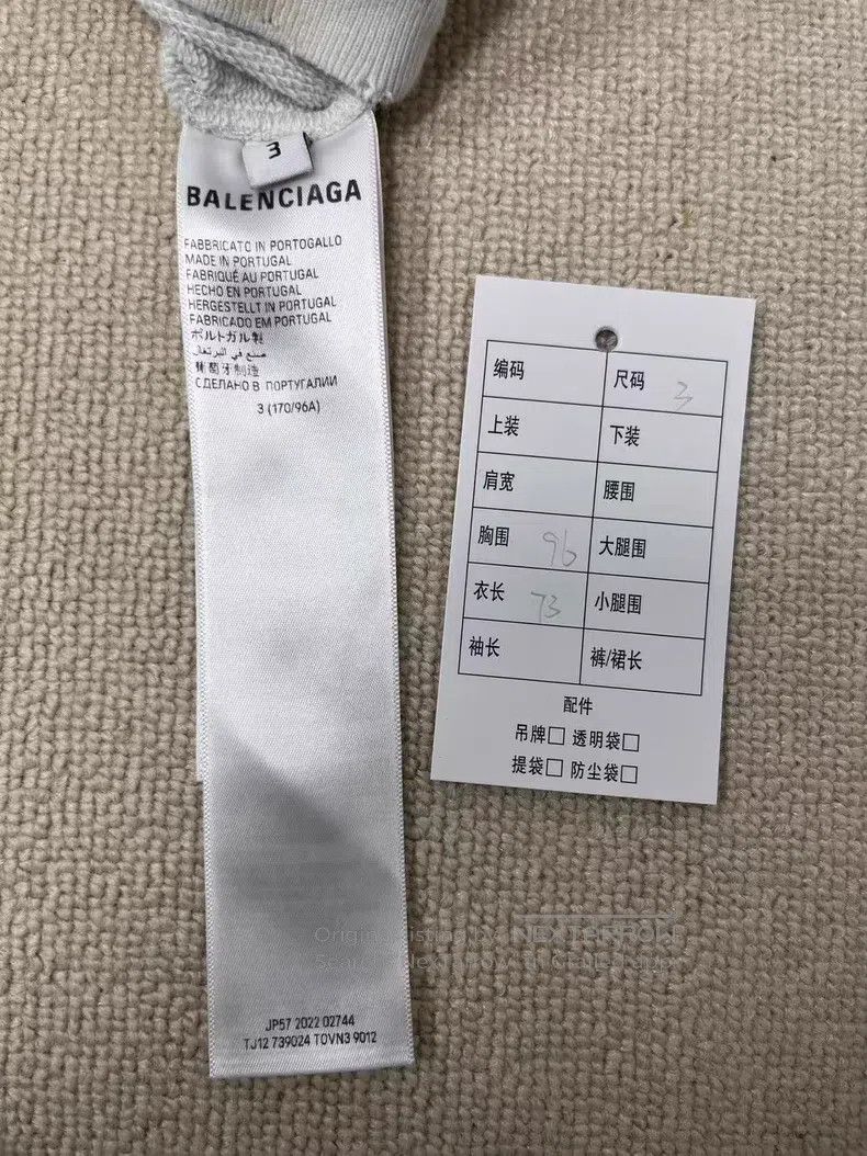 Balenciaga Balenciaga Letter Printed Hooded Long Sleeve Sweatshirt Size US L / EU 52-54 / 3 - 4 Thumbnail
