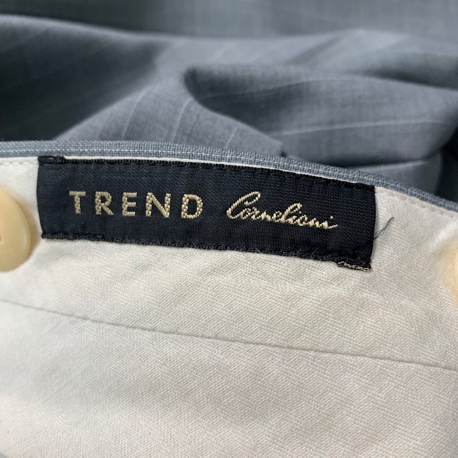 Corneliani 40 Grey Cream Pinstripe Virgin Wool Single Breasted Suit Size 40R - 10 Thumbnail