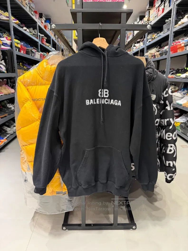 Balenciaga Balenciaga Mosaic Logo Hooded Sweatshirt Size US XS / EU 42 / 0 - 6 Thumbnail