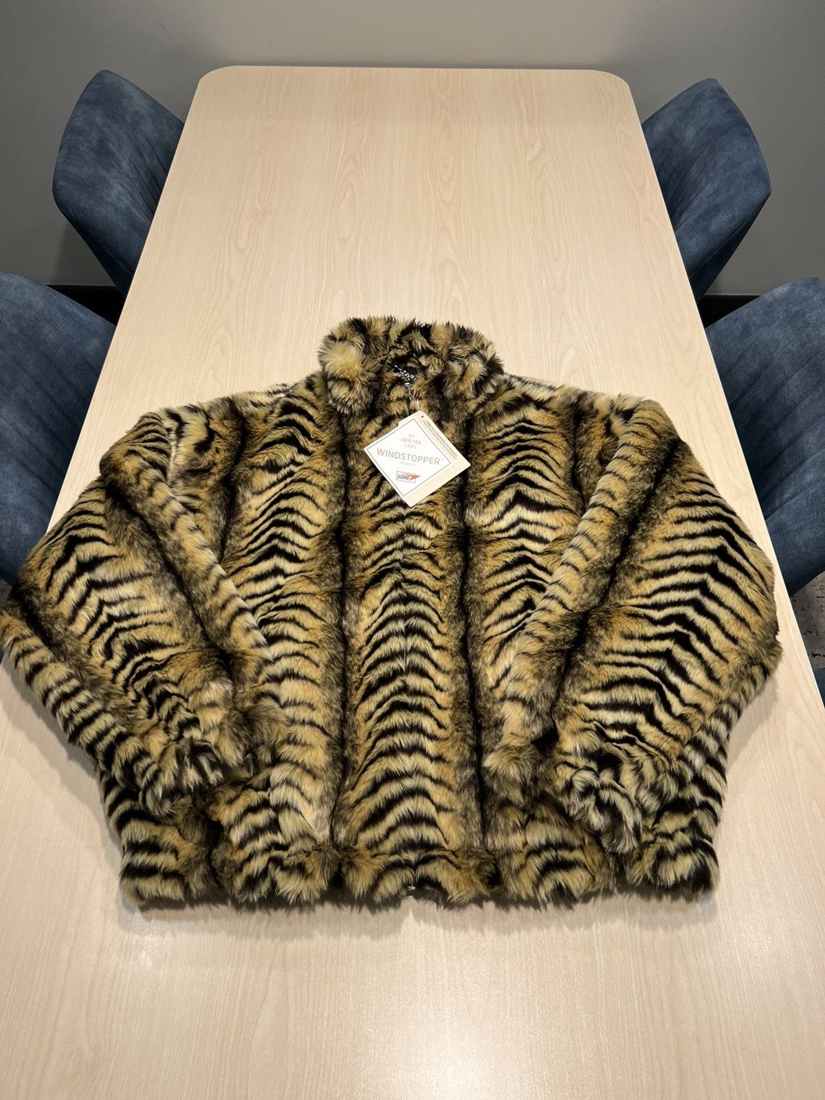 Supreme Faux fur wind stopper Supreme XL Size US XL / EU 56 / 4 - 2 Thumbnail