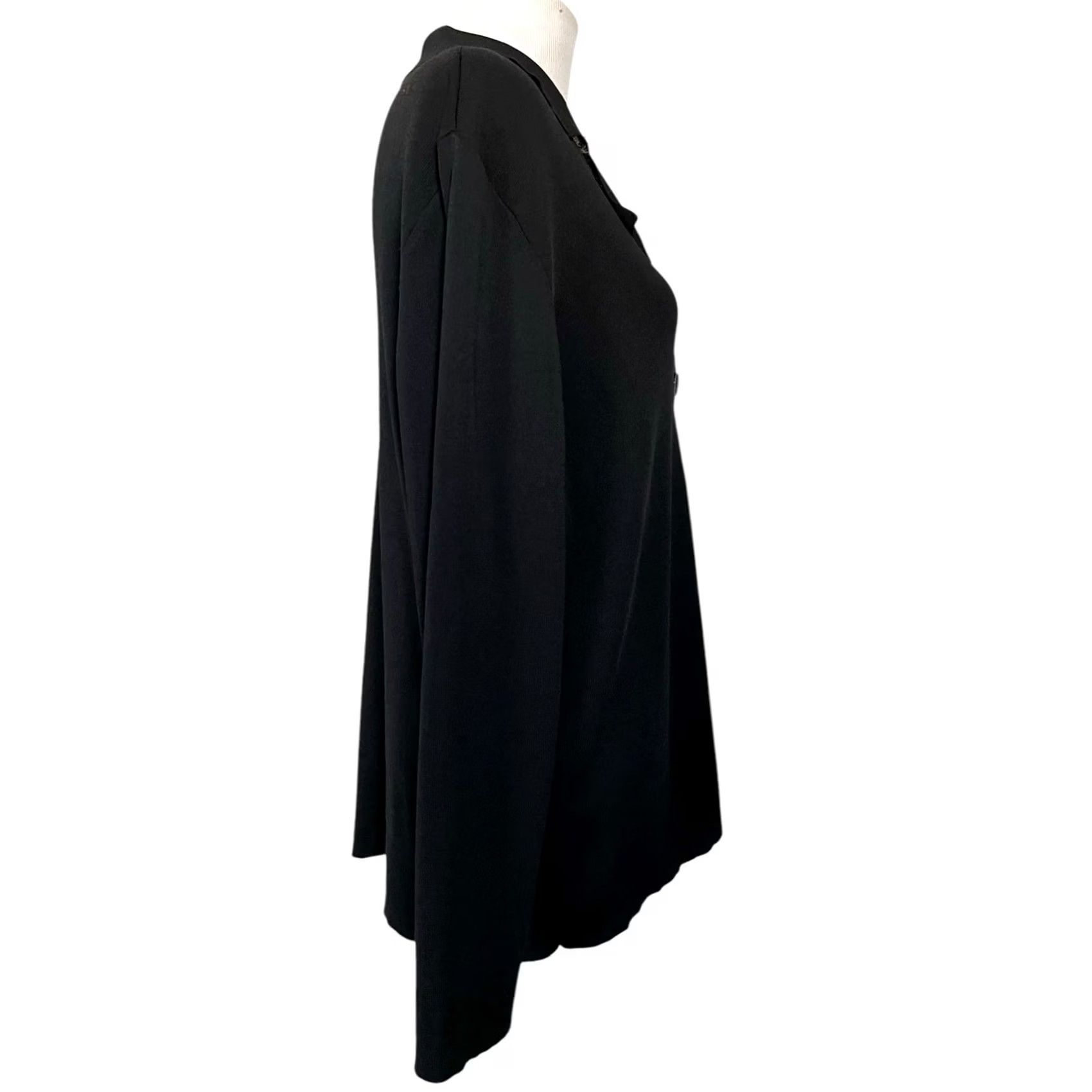Vintage VINTAGE Chico’s Design Button-Front Top Women’s XL Black Rayon Nylon Knit Shirt Size XL / US 12-14 / IT 48-50 - 6 Thumbnail