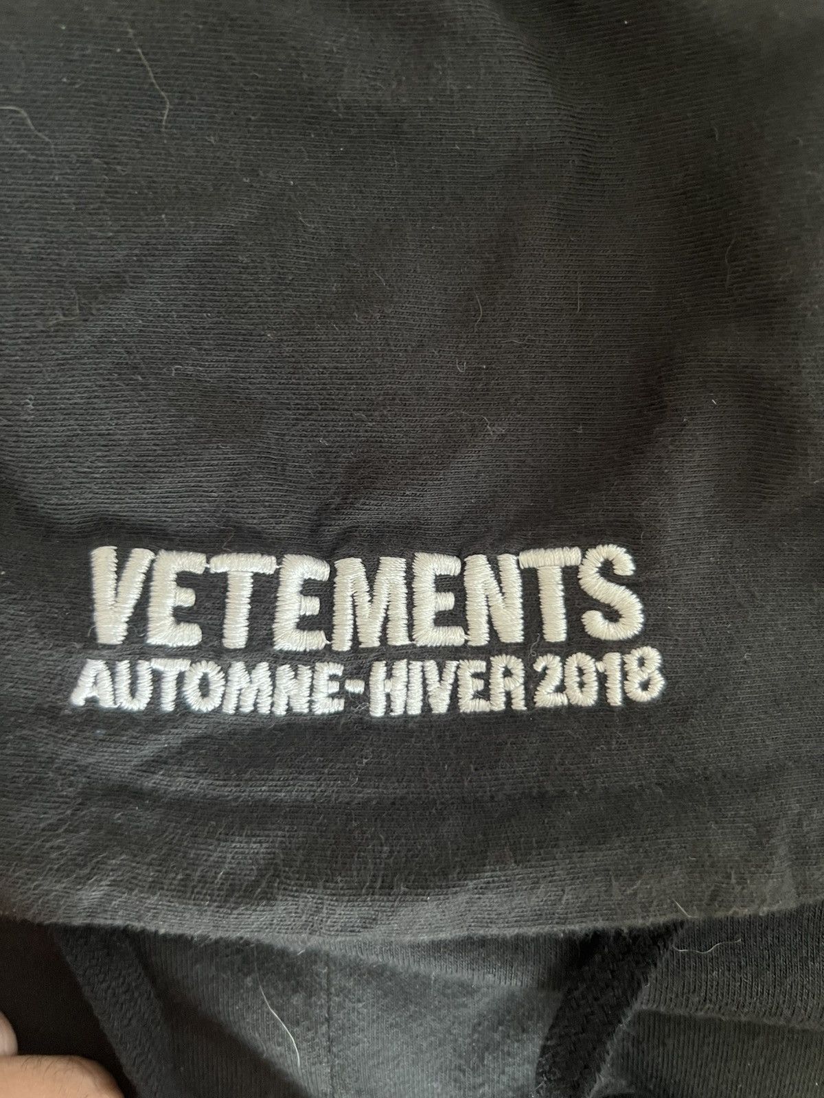 Vetements Vetements tytanic kiss split 2018 Size US S / EU 44-46 / 1 - 3 Thumbnail