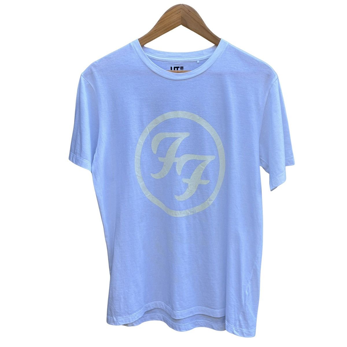 Uniqlo Uniqlo x Foo Fighter Band White T-Shirt Sz M Size US M / EU 48-50 / 2 - 1 Thumbnail