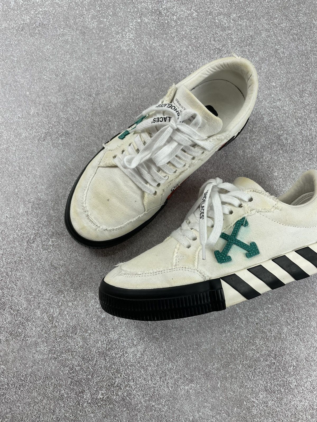 Off-White Off White Low Vulkanized Canvas Sneakers Size US 8 / EU 41 - 3 Thumbnail