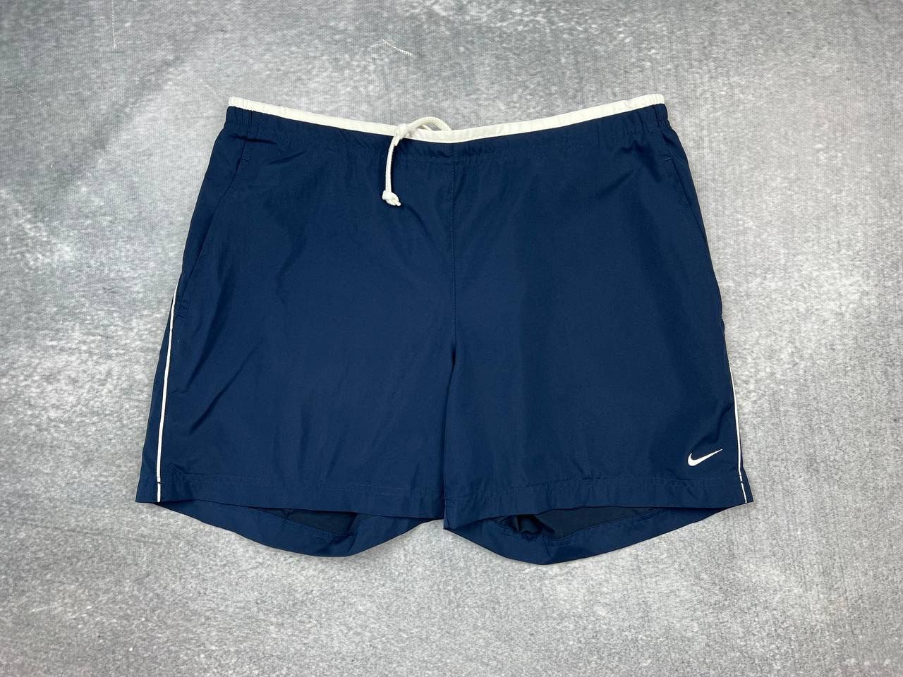 Nike Vintage NIKE Mens Shorts size Large Size US 34 / EU 50 - 1 Thumbnail