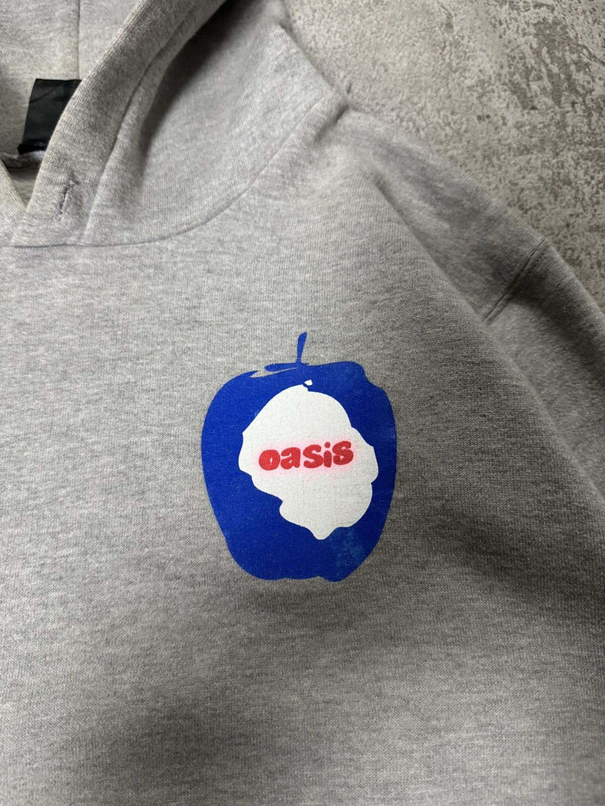 Band Tees VINTAGE LATE 90’S OASIS DIG OUT YOUR SOUL HOODIE Size US S / EU 44-46 / 1 - 3 Thumbnail