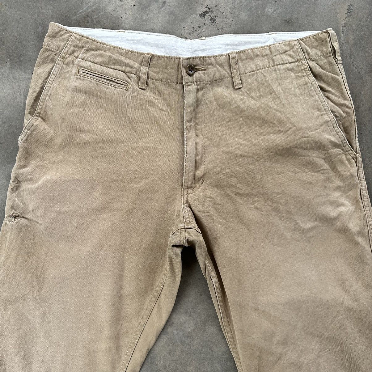 Japanese Brand Vintage Uniqlo Japan Light Khaki Trousers Pants Size US 35 - 2 Thumbnail