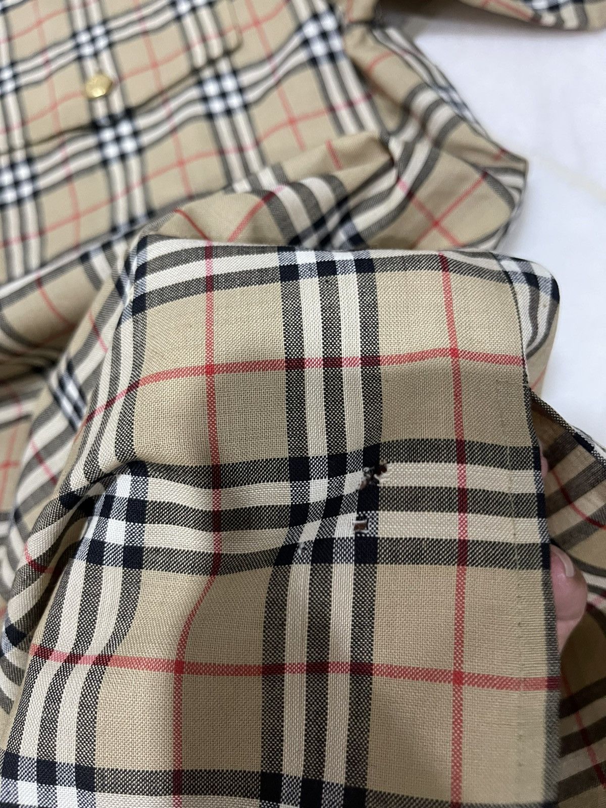 Burberry BURBERRY NOVA CHECK BUTTON UP SHIRT Size US M / EU 48-50 / 2 - 11 Thumbnail