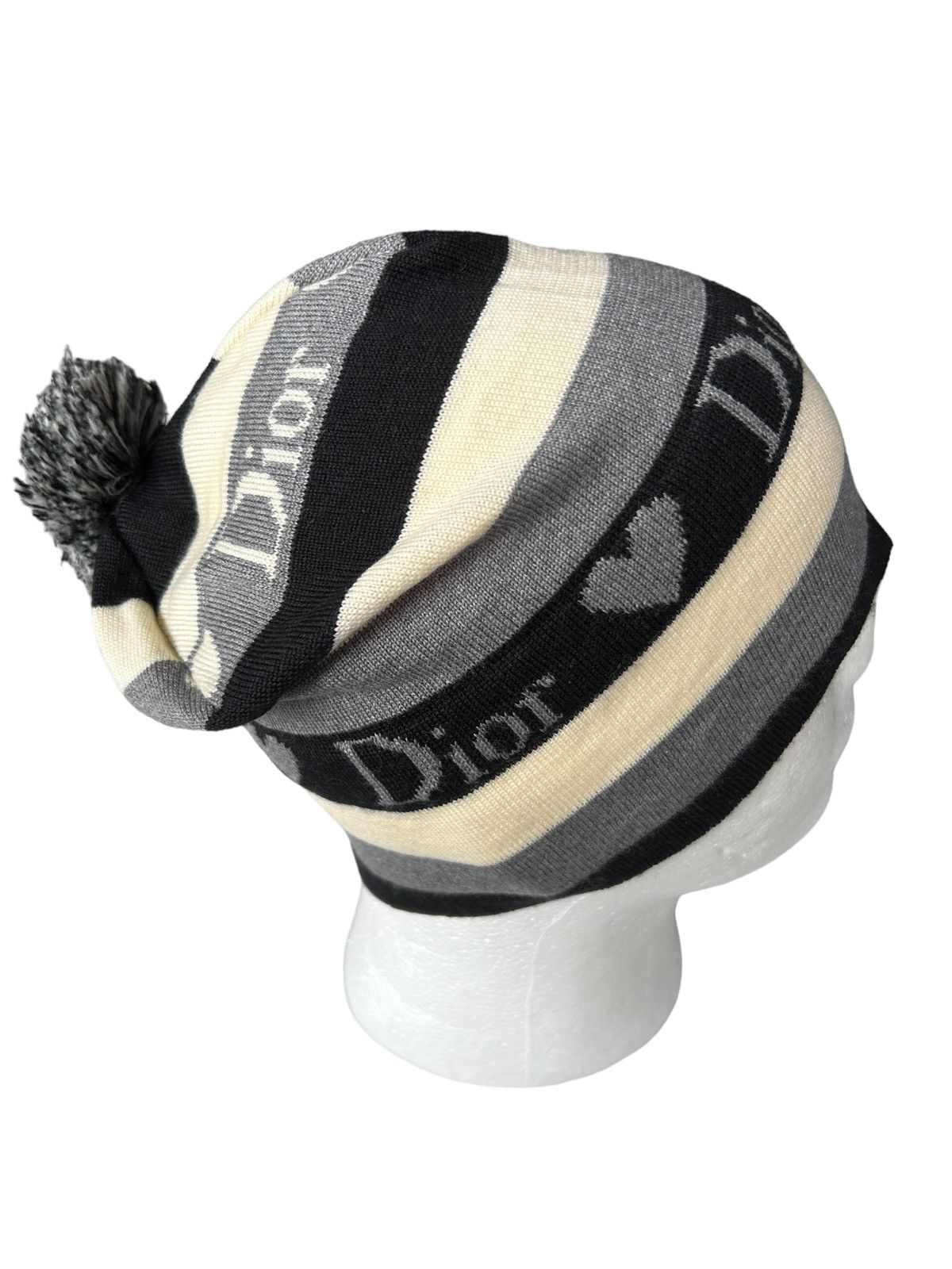 Christian Dior Monsieur Christian Dior Made in italy Beanie Hats Stripe pompom Size ONE SIZE - 2 Thumbnail