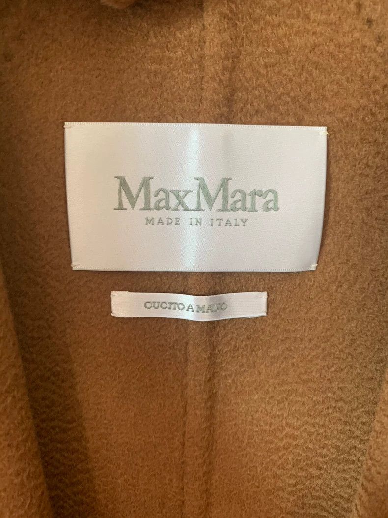 Max Mara Max Mara At the age of thirty, Gu Jia has the same style. Size M / US 6-8 / IT 42-44 - 2 Thumbnail