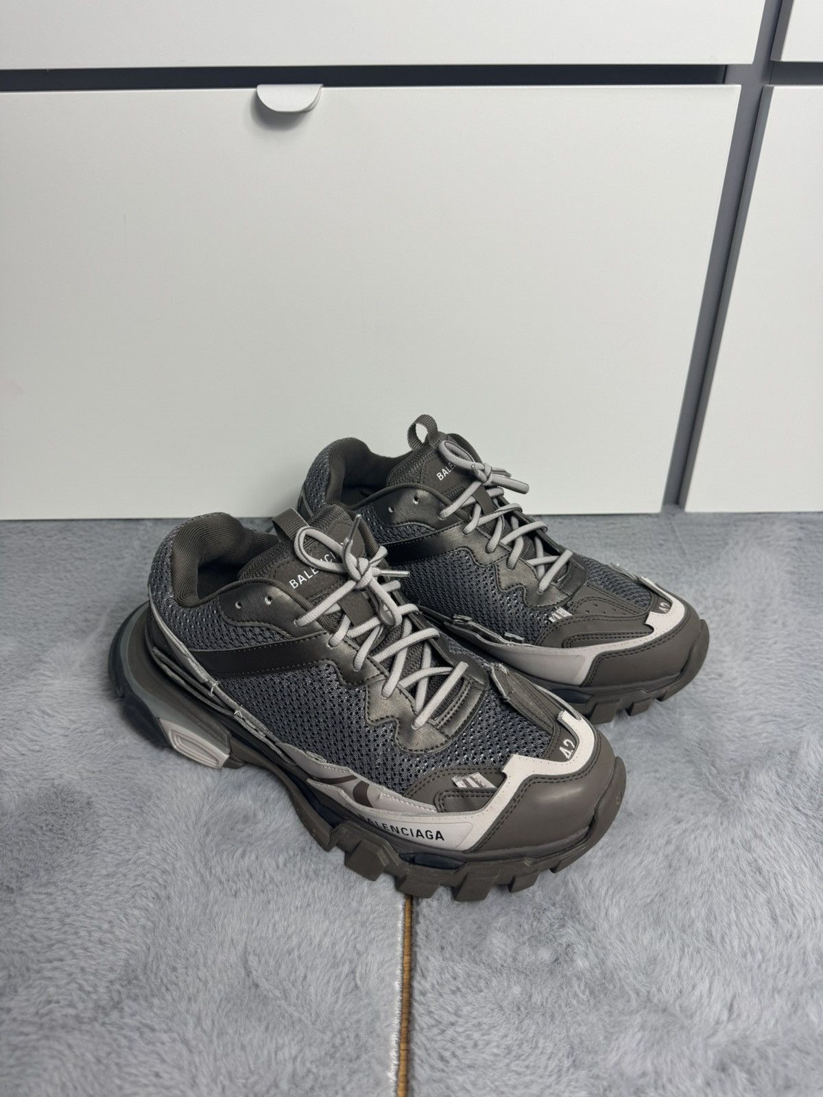 Balenciaga Balenciaga track 3.0 gray Size US 9 / EU 42 - 1 Thumbnail