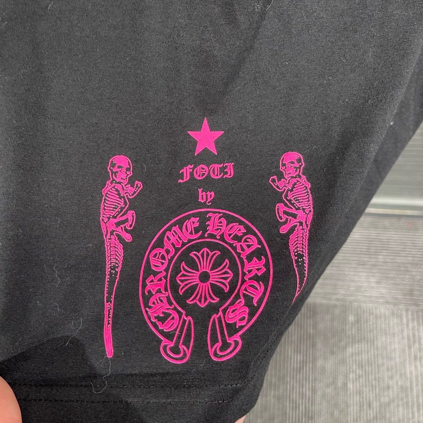 Chrome Hearts Chrome Hearts Black Pink Skull T-shirt XXL Size US XXL / EU 58 / 5 - 5 Thumbnail