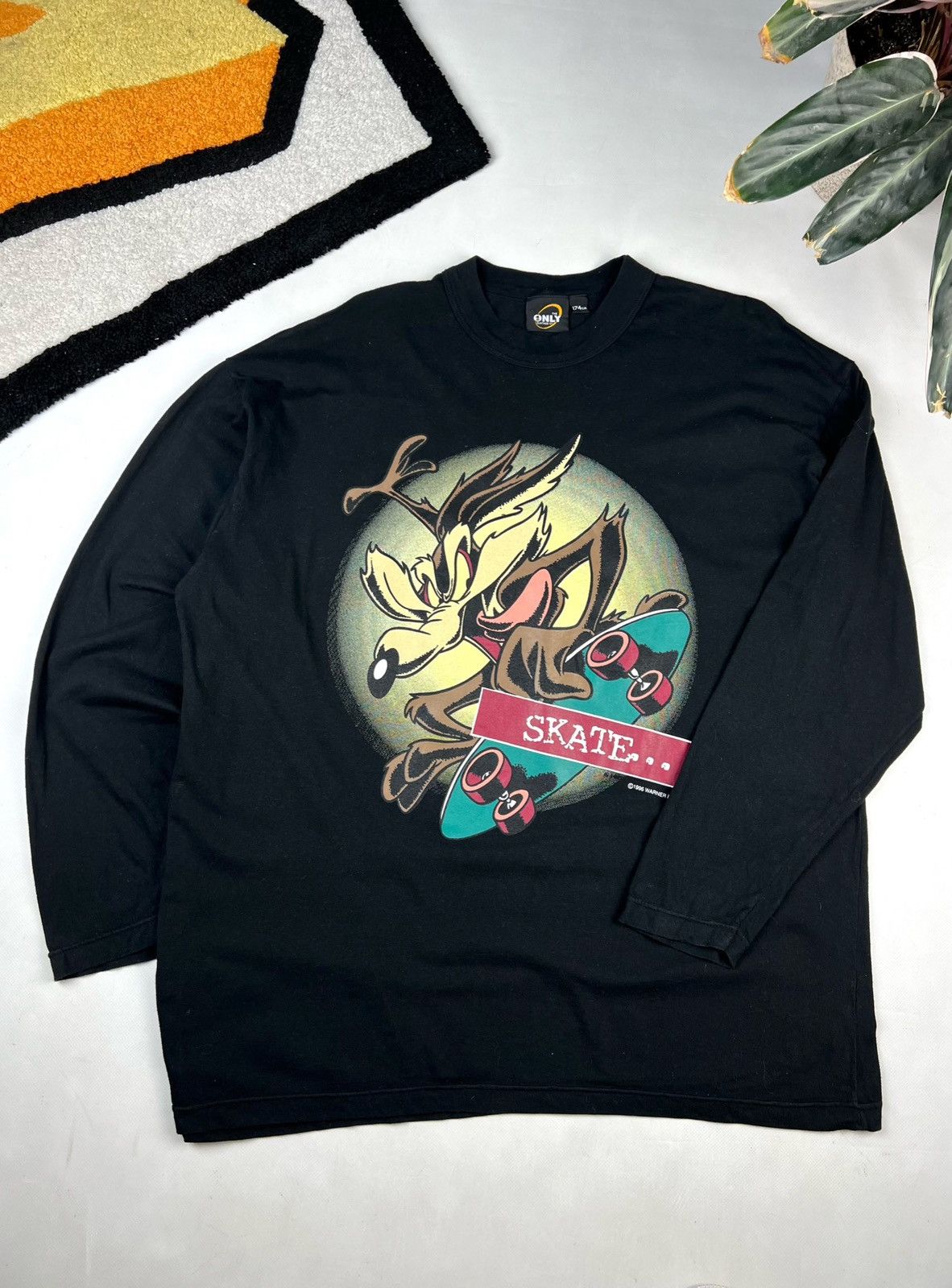 Vintage Wile E. Coyote - Looney Tunes All Over Print skate Size US M / EU 48-50 / 2 - 7 Thumbnail