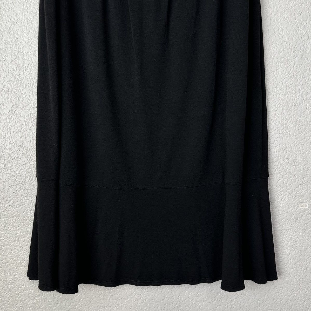Chicos Chico’s Black Elasticized Waist Midi Skirt Size 30" / US 8 / IT 44 - 6 Thumbnail