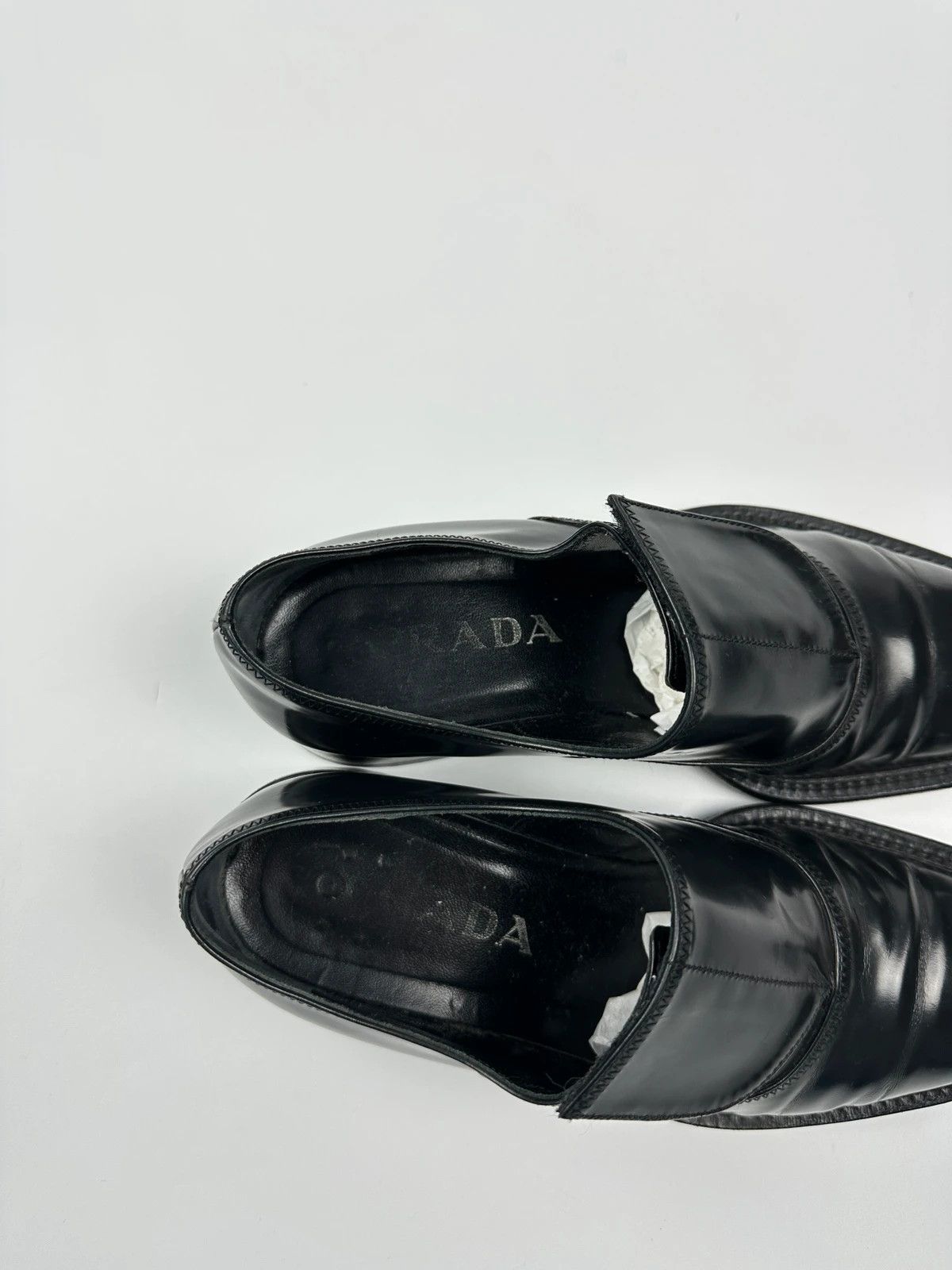Prada Prada Milano 90s Black Vernis Scratch Loafer Dress Shoes Size US 6 / IT 36 - 10 Thumbnail